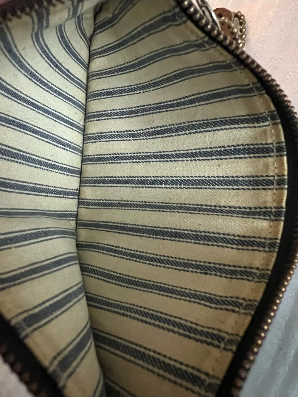 Coach vintage Tabac leather Skinny Make-Up cosmetic bag purse pouch